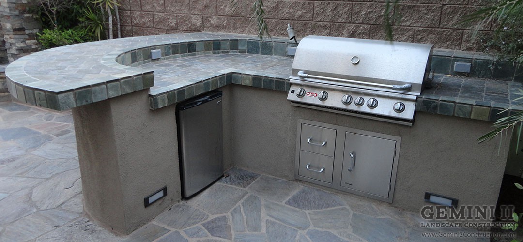 Outdoor BBQ's and Counters - Gemini 2 Construction